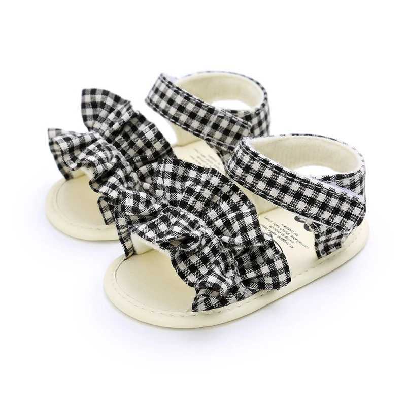 샌들 0-18 개월 된 아기 소녀 안티 슬립 신발 공주 샌들 소프트 밑창 평평한 바닥 통기 유아.