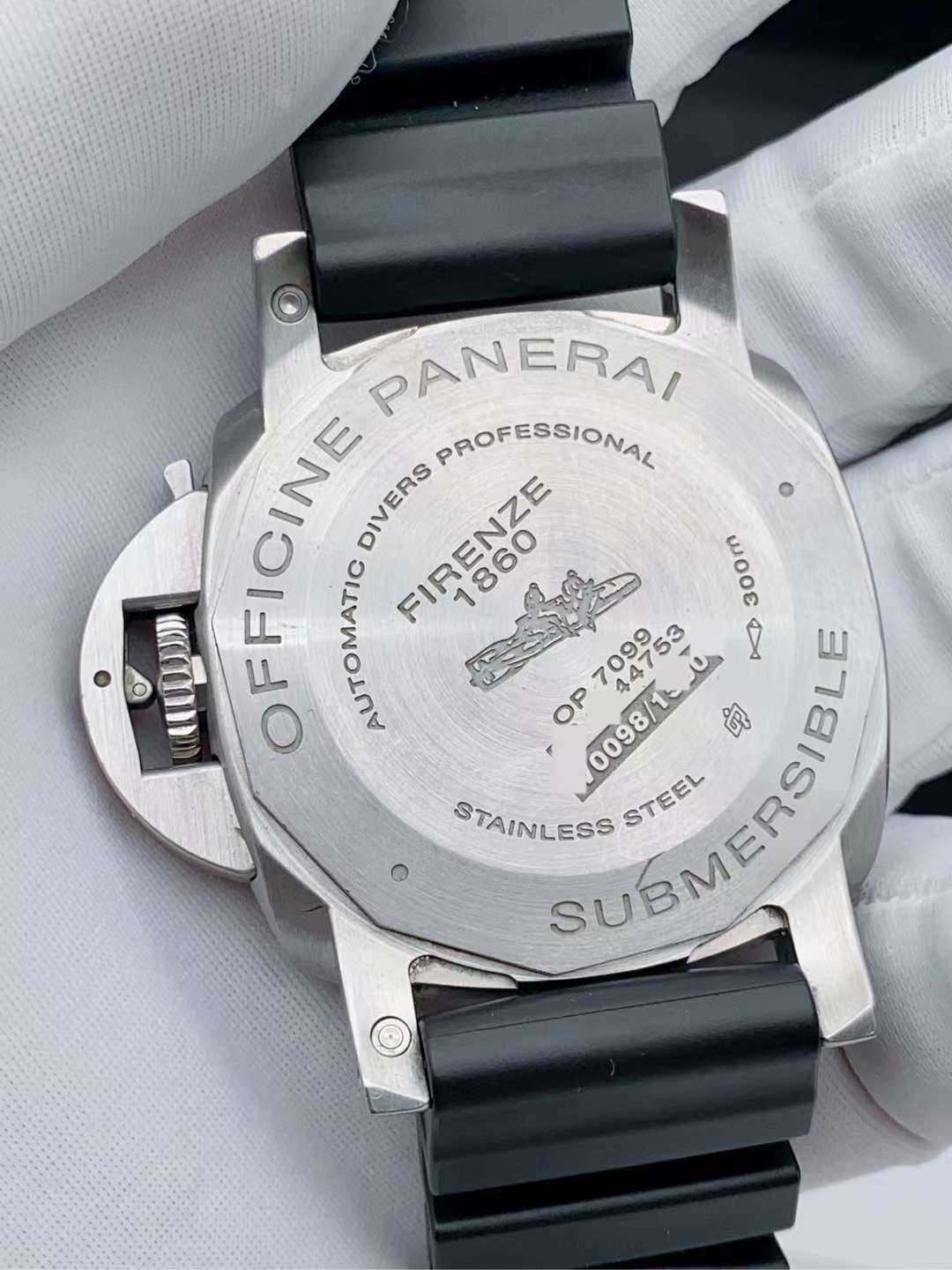 Fashion Luxury Penarrei Watch Designer Complete Diving Pam00683 Mens Automatic Mechanical Watch