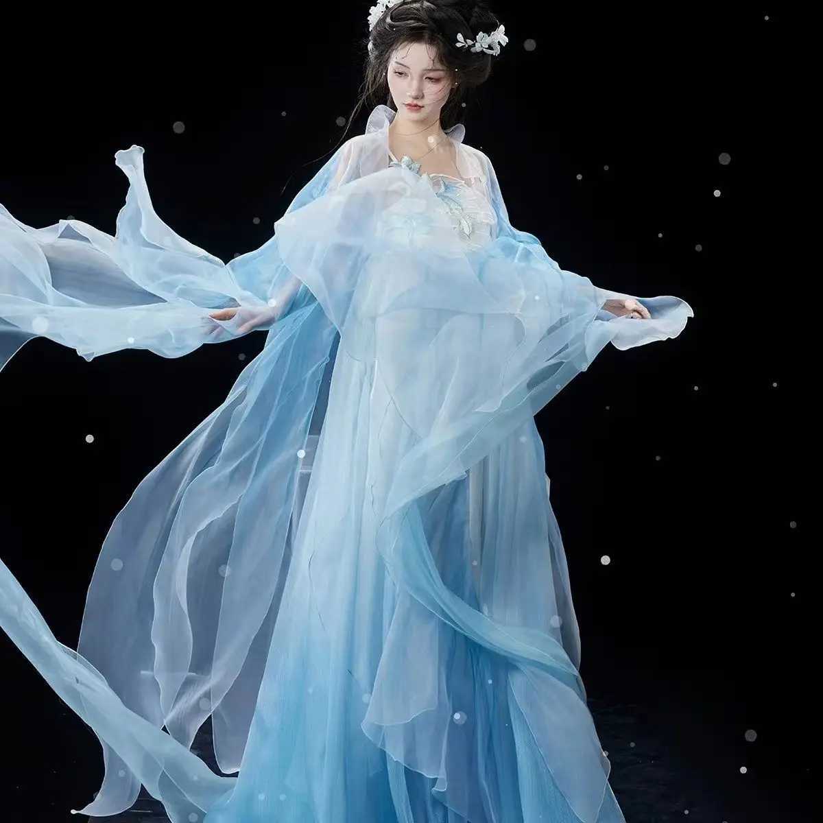 Ubrania etniczne Hanfu chiński tradycyjny styl ciężki ręczny haft haftowany plisowana niebieska suknia wielki rękaw siatek samica lato 2024 nowy model