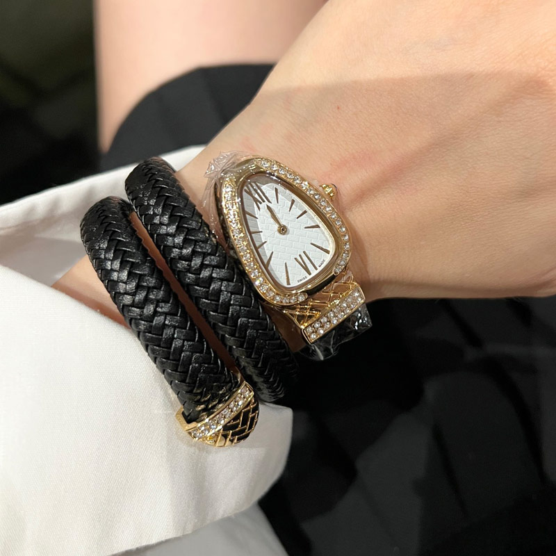 Luxury Snake Designer Women Bekijk dames diamant lederen band armband horloges topmerk polshorloges voor dame verjaardag kerstdag voor moederdag cadeau