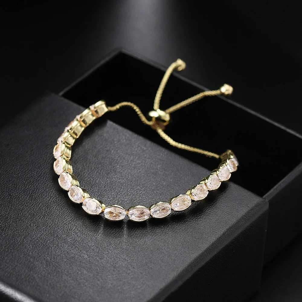 Chaîne Luxury Ovale Zircon 18K Gold plaqué en acier inoxydable Bracelets de chaîne pour femmes Cadeaux de bijoux de nouveaux classiques de la mode