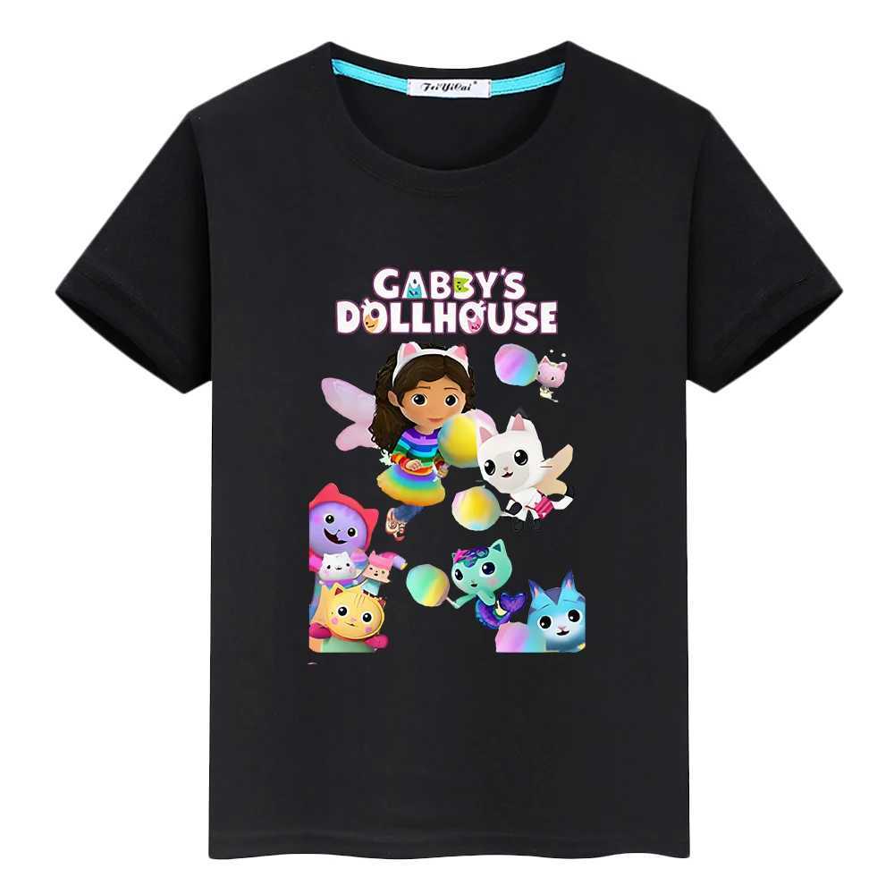 T-shirts 2024 Söt T-shirt Kawaii Gabbys Doll House Tryckt T-shirt 100% bomull Kort ärmpojkar Anime Top Y2K One Piece Childrens Clothing Girll2404