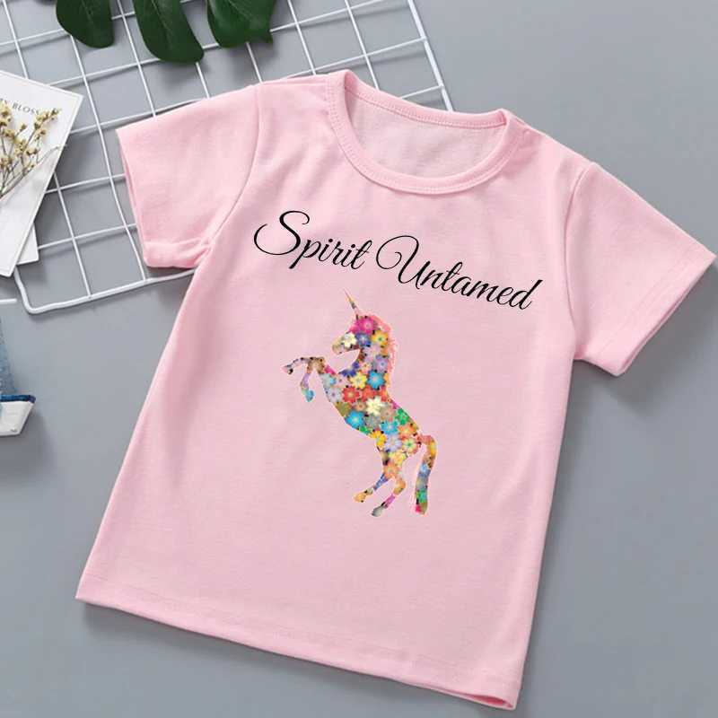 T-shirt 2024 Hot Spirit Mustang T-shirt T-shirt Anime Clothing Carunone Abbigliamento bambini Funny Childrens Abbigliamento Pink Shirt Topl2404