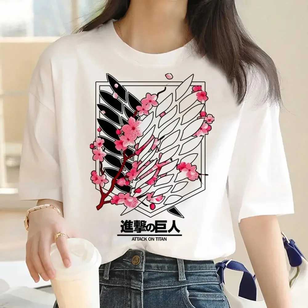 T-shirts Japanese anime attacks Titan graphic printing Harajuku T-shirt casual fashion short sleeved plus size womens T-shirtL2404