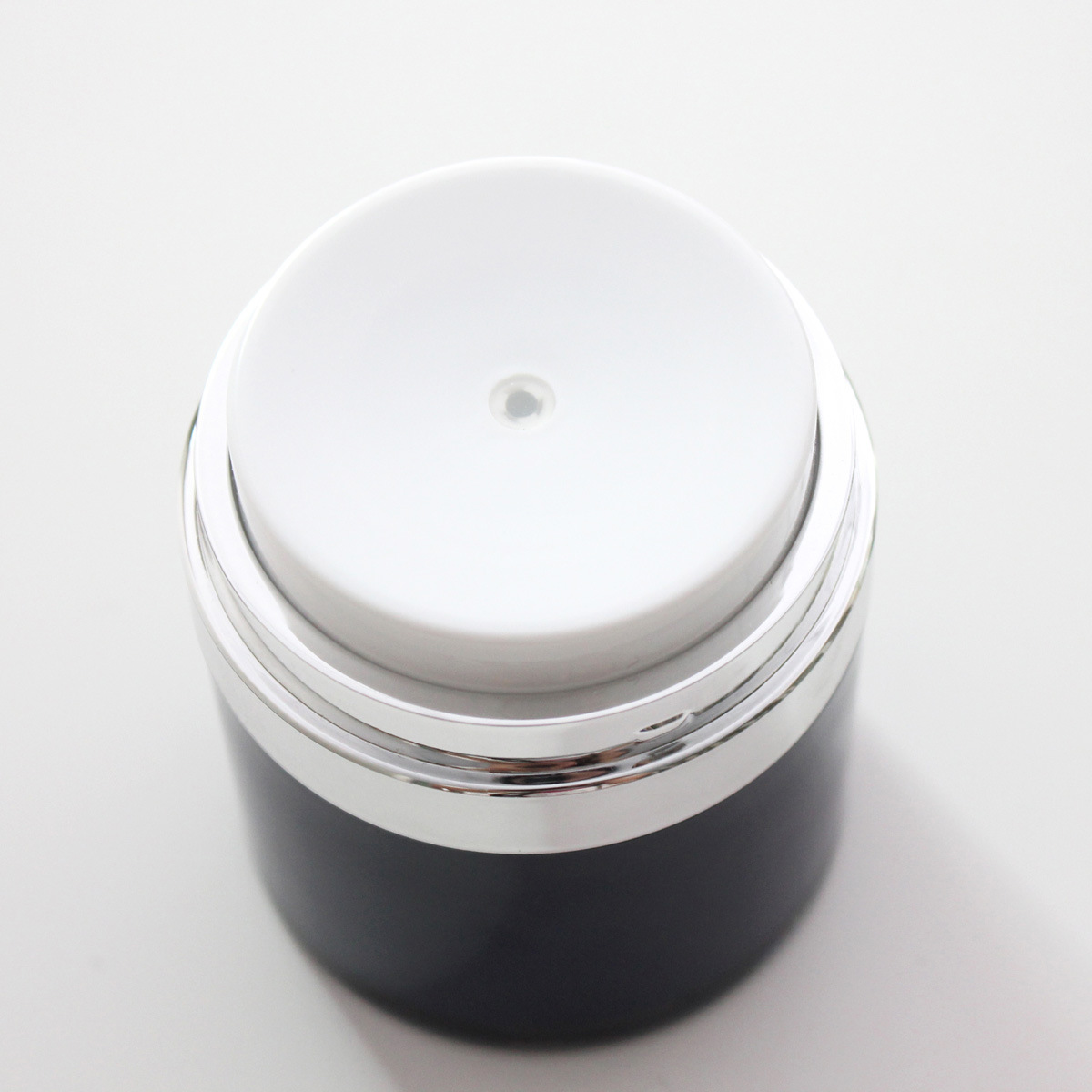 Nachfüllbare luftlose Pumpen Jar Vakuum Kosmetische Reisebehälter Feuchtigkeitscreme Gesichtscreme Pumpenspender Reiseflaschen für Hautpflegematen -Make -up -Lotion