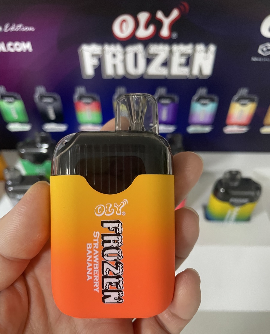 OLY OLY FROZEN PUFL 6500 MESH VAPE MESH MESH 500MAH TYPE-C 14 ml POD PREFEULED 10 Fusti VAPE PEN STAPE 0% 2% 5% E sigaretta vs Randm Tornado 15k 12k 9000 5000