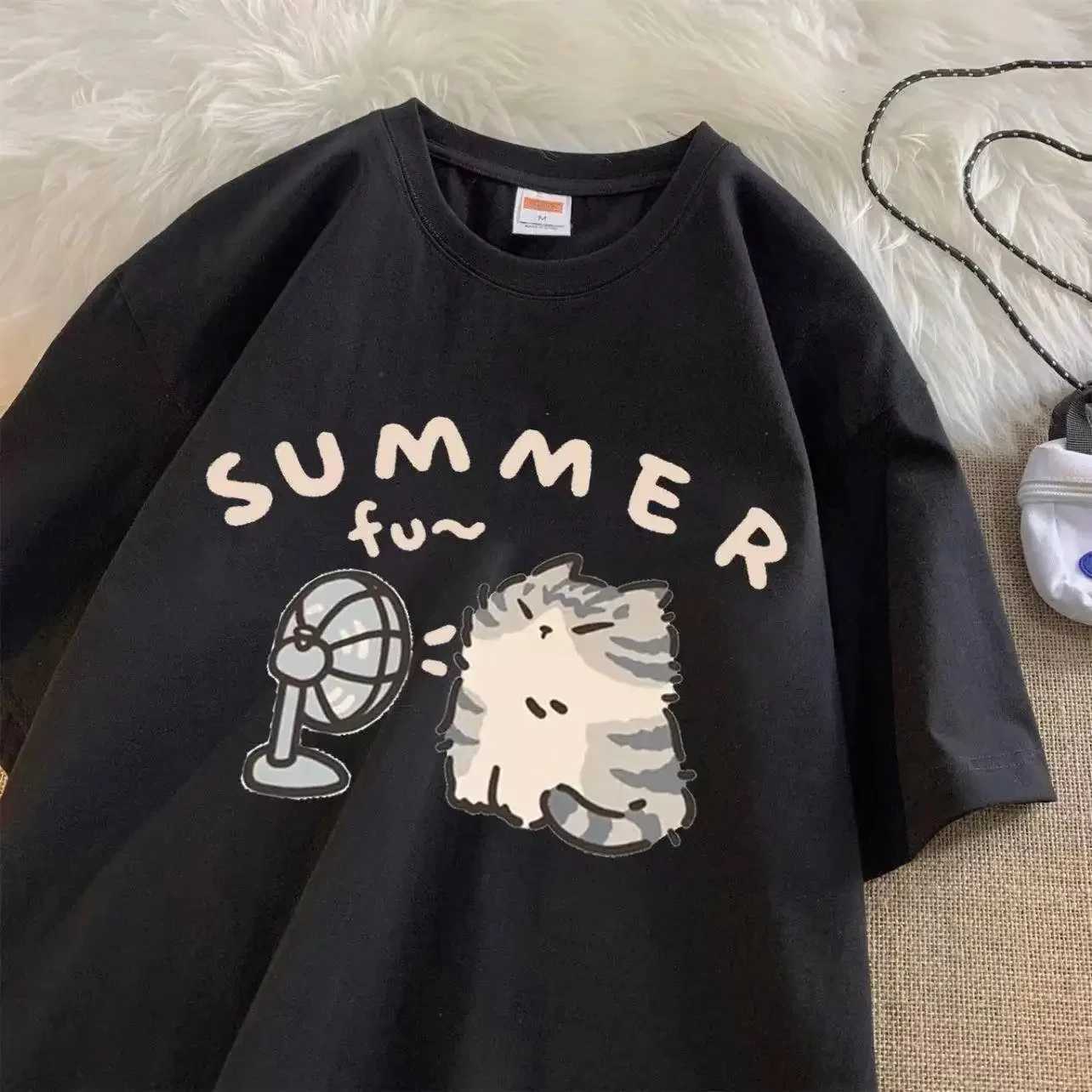 Heren T-shirts American Strt Creative Blow Fan Cat Pure Cotton T-Shirt For Men Dames Summer Relaxed Short Slve Couple Wear Harajuku Top T Y240429