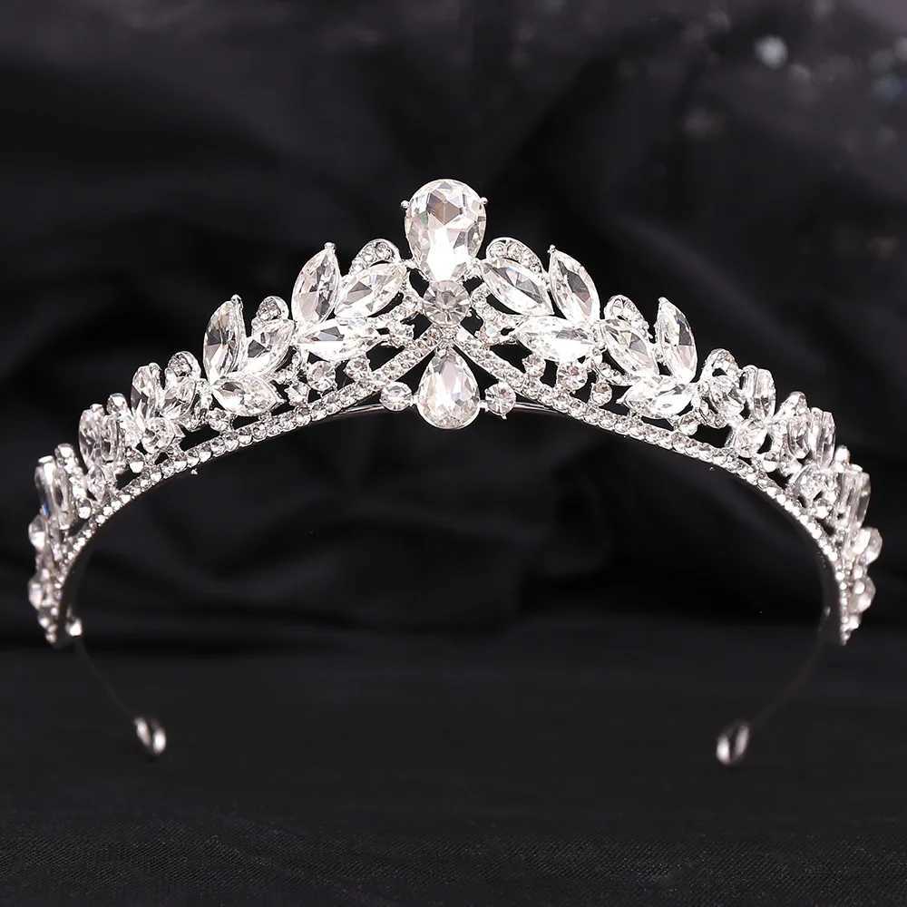 Tiaras coréen Sweet Red Green Blue Crystal Tiara For Women Wedding Birthday Party Robe Elegant Queen Bridal Bride Crown Bandband