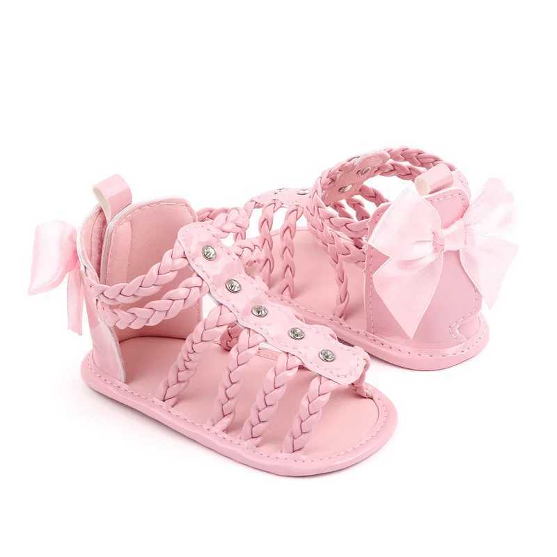 Sandals Fashion Brand Baby Girl Summer Scarpe Sandali neonati Sandali bambini Sandals Principessa Sandali di un anno Progetto Bow in pelle Sandalsl240429