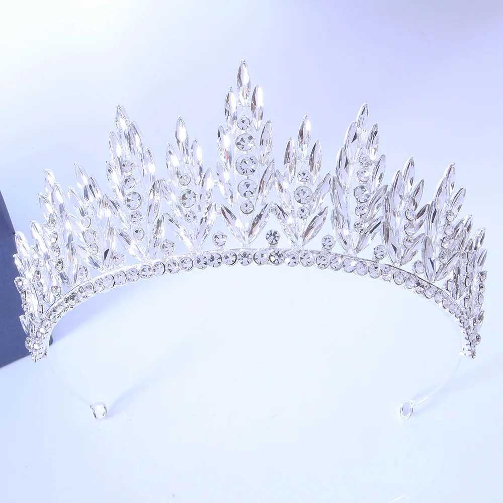 Tiaras Eleganti principessa Eleganti ragazze White Crystal Tiara donne Regalo matrimoni Bridal Bride Crown Accessori abiti capelli Nuovi Accessori abiti capelli