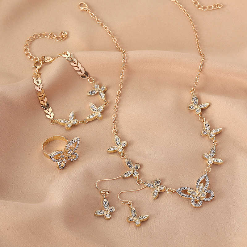 Designer Jewelry Luxury Graf Bracelet Pendant Necklace Phantom Butterfly Double Play Zircon Water Diamond Earrings Ring Bracelet Set Exquisite Craftsmanship