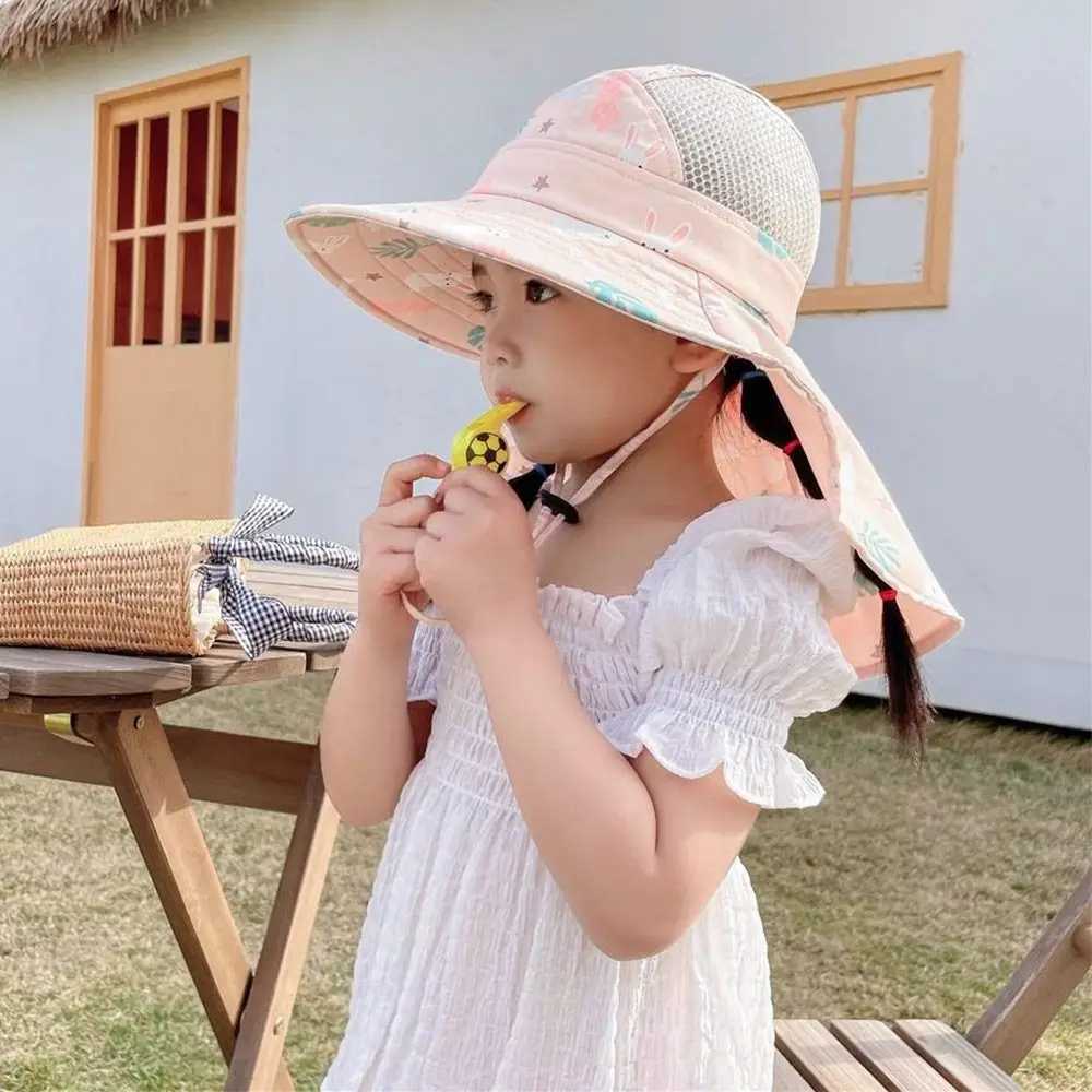 Caps Hats Childrens Eimer Hut mit Whistle Outdoor Polyester süßer Sonnenhut Atmungsaktives UV -Schutz Strandhut Baby Mädchen Boyl240429