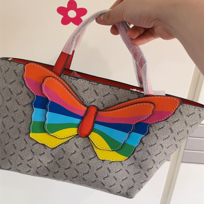 Kids Designer Handbags Newest Fashion Korean Children Cross-body Bags Baby Girls Colorful Butterfly Bags Coin Purses Teenager Shoulder Bags Without Box