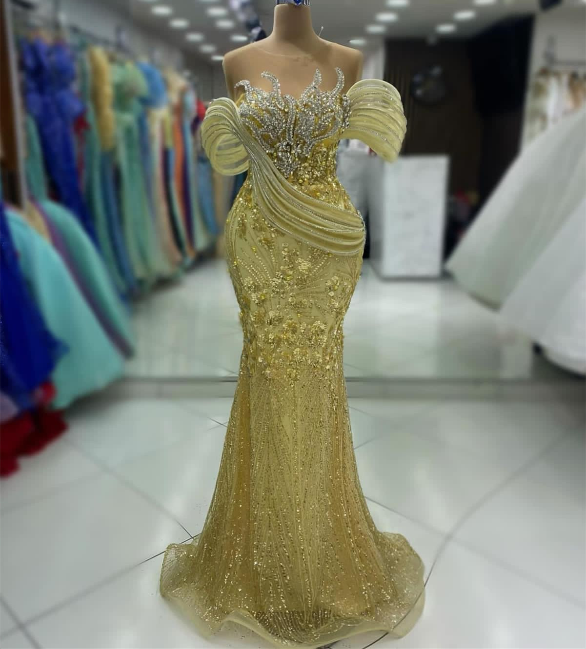 2024 Aso Ebi Gold Mermaid Prom Dress Beaded Crystals Sheer Neck Evening Formal Party Second Reception Birthday Engagement Gowns Dresses Robe De Soiree ZJ88