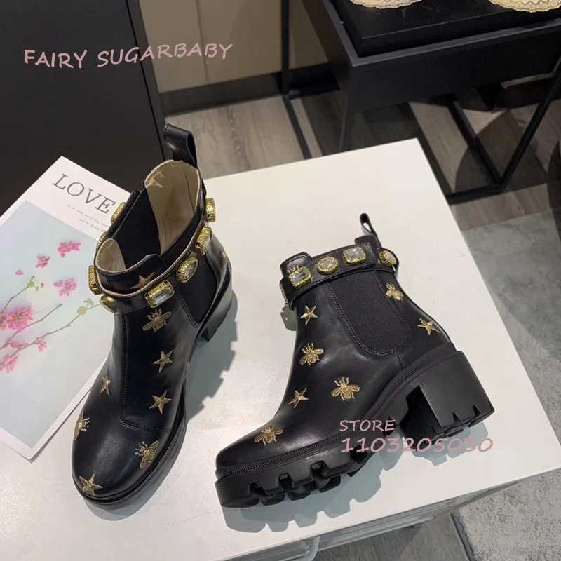 Stiefel Goldfaden Biene Stickerei Stiefel Frauen Totem Schwarz Leder Schmuck Knöchel Wrap Booties Casual Mädchen Wohnungen Frühling Vielseitige Schuhe