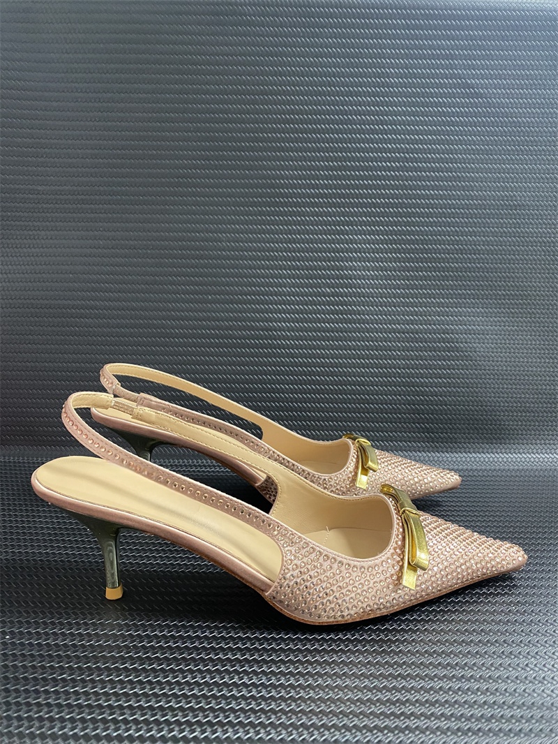 Nouveauté cusp chaussure à talons hauts en cuir verni talon de 5 cm design de luxe chaussures pointues mignonnes EUR35-40