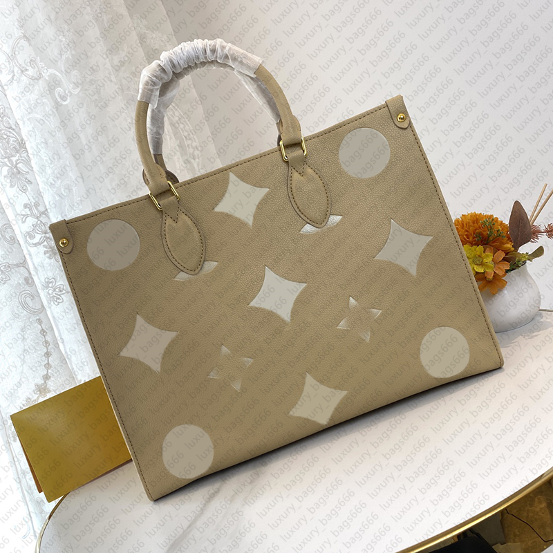 Handtassen voor dames Nieuwe stijl boodschappentassen Bloemen in reliëf Mode Damestassen De draagtassen Leren schoudertassen Tote handtassen met grote capaciteit Mama clutch portemonnees tassen