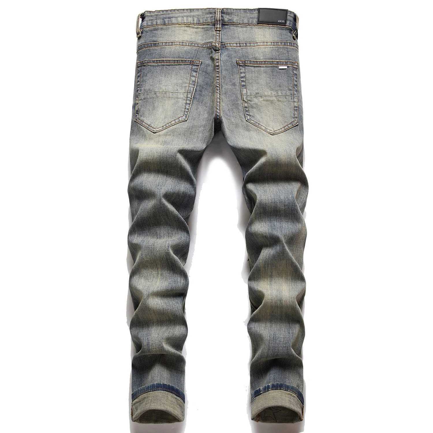 Jeans masculins de haute qualité pour hommes de haute qualité jeans bleu perforé léger luxueux brodé de luxe brodé en jean de rue à la mode et sexy;Q240427