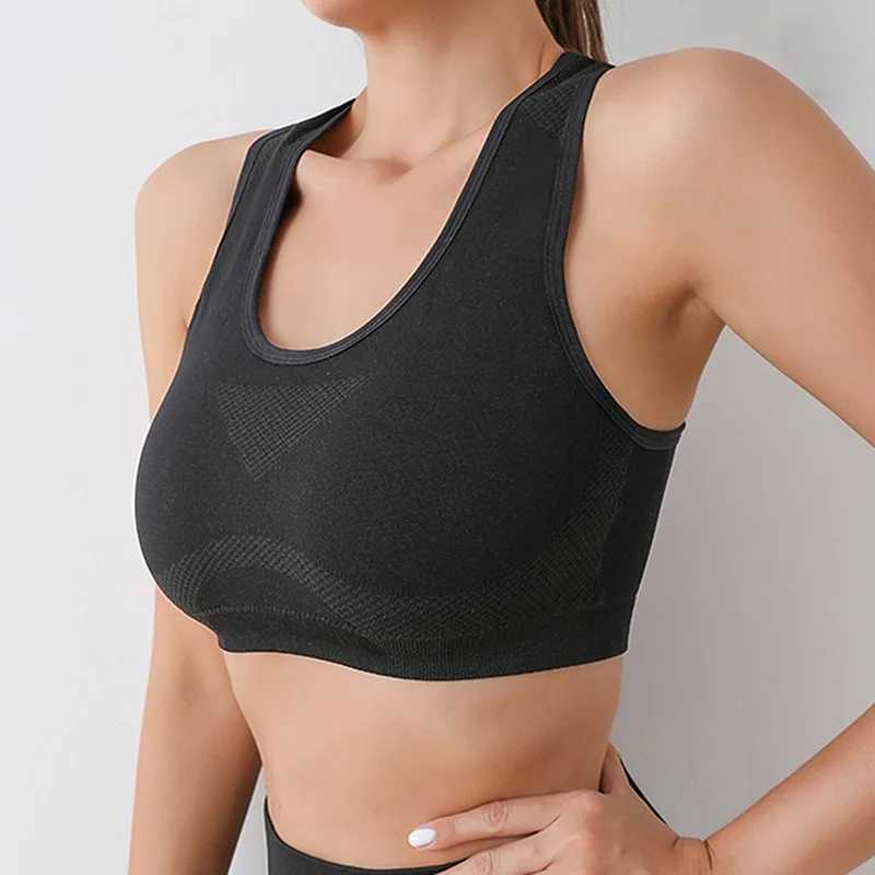 Bras Bras Sets Push Up Sports Bras Top Women Fitness Vest Sports Top Seamless Underwear Shockproof Yoga Bra Quick Dry Brassiere Gym Sportswear YQ240203