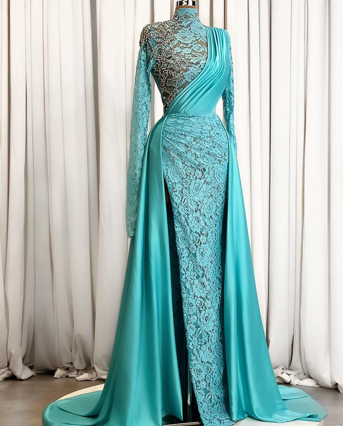 Graceful Lace Appliques Mermaid Evening Dresses High Neck Prom Gowns Rhinestone Long Sleeve Custom Made Party Dresses Plus Size