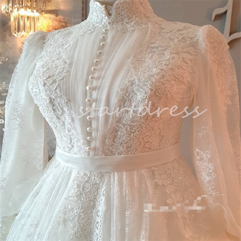 Glam robes de mariée musulmanes à manches longues élégant col haut Appliques dentelle Style campagnard Robe de mariée une ligne longueur de plancher islamique Boho Robe de mariée Robe De Mariee 2024