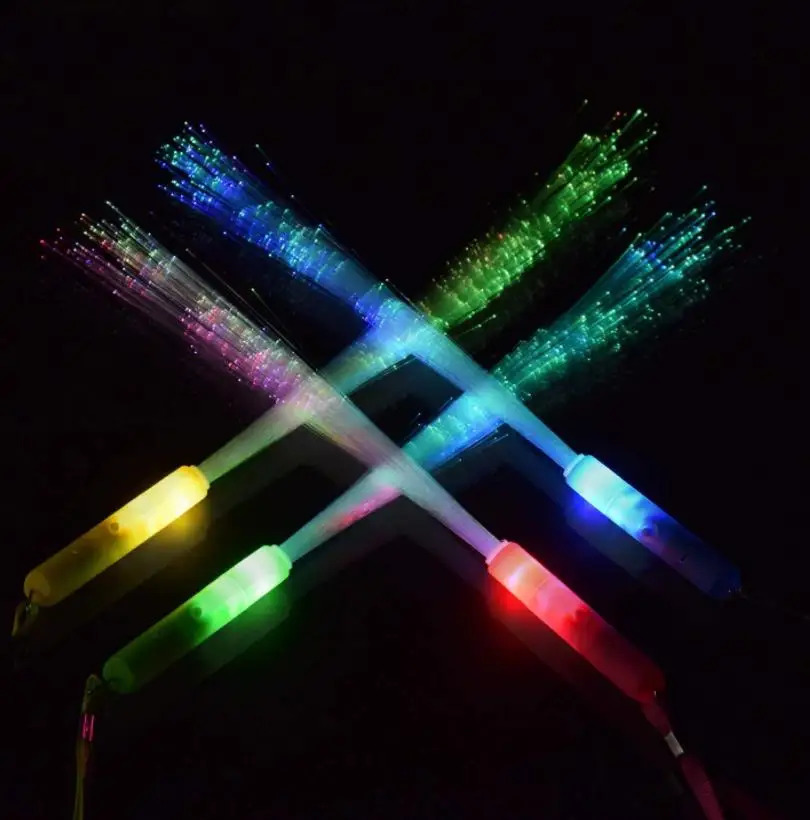 50st LED Light Up Fiber Optic Wands Glow Sticks Flashing Concert Rave Party Birthday Favors Christmas Goodie Fillers 240122