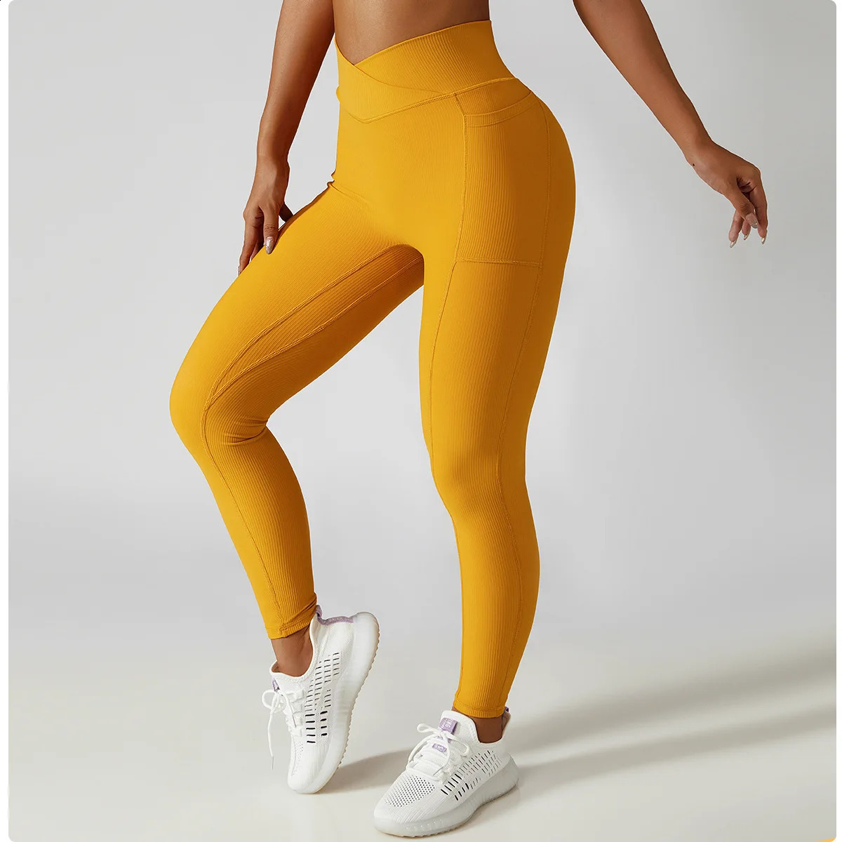 Pantalones de yoga acanalados de color sólido Bolsillos para mujer Crossover Cintura alta Leggings deportivos Sexy Levantamiento de glúteos Entrenamiento Mallas para correr 240131