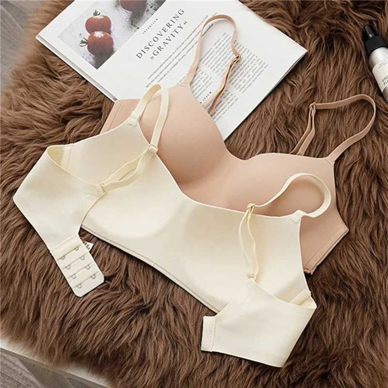 Bras Thin Seamless Womens BH Push Up Underwear Tube Top Bras Lingerie Beauty Back Non-Wire Solid Comfort Bra Elastic Female YQ240203