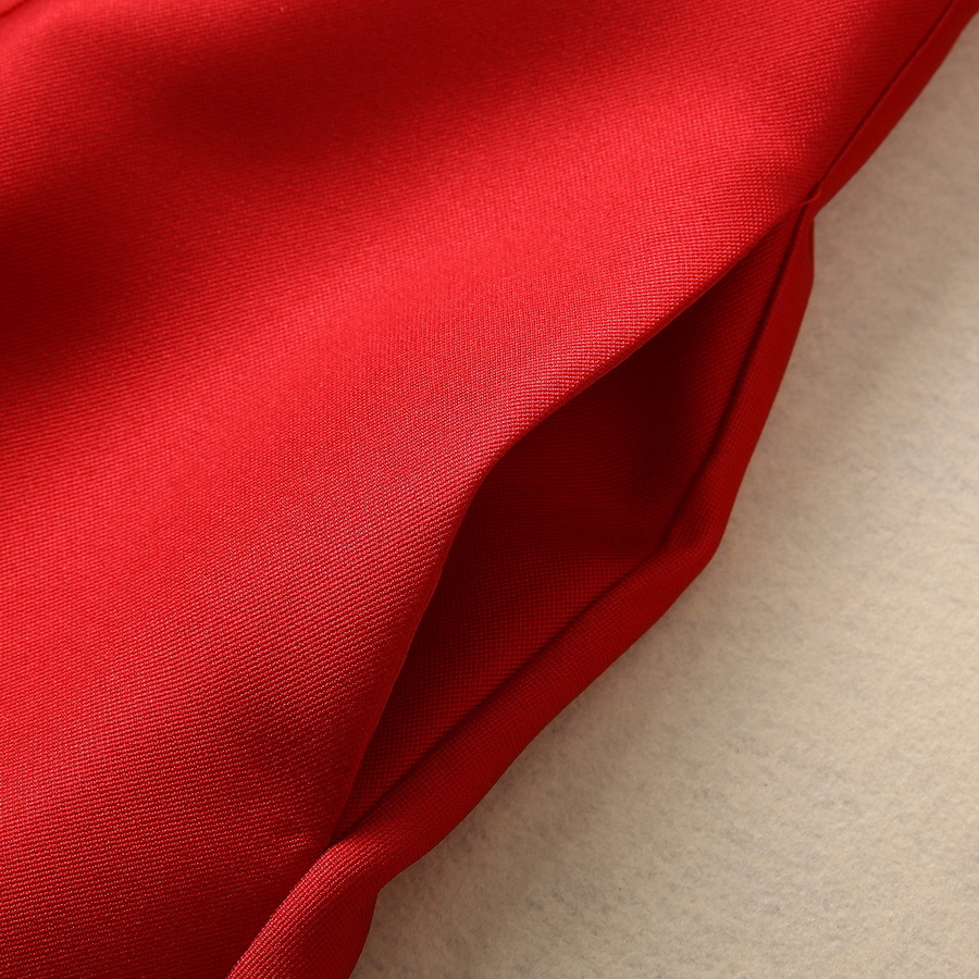 21066 XXL 2024 Vestido de pasarela Primavera Verano Vestido Cuello redondo Cuentas con paneles Negro Rojo Manga larga Marca Mismo estilo Vestido para mujer Moda Alta calidad SH