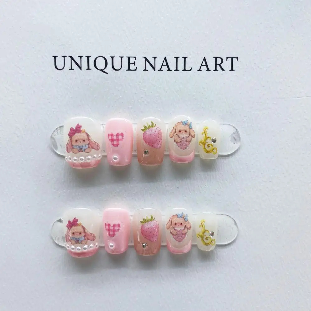 Presse mignonne faite à la main sur les ongles courts violet dessin animé japonais adhésif réutilisable acrylique faux ongles avec design peinture à la main Nail Art 240129