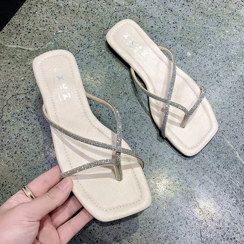 Square-toe flat slippers 2024 new summer toe-clipped beach flip-flops Joker soft-soled anti-slip rhinestone sandals and slippers