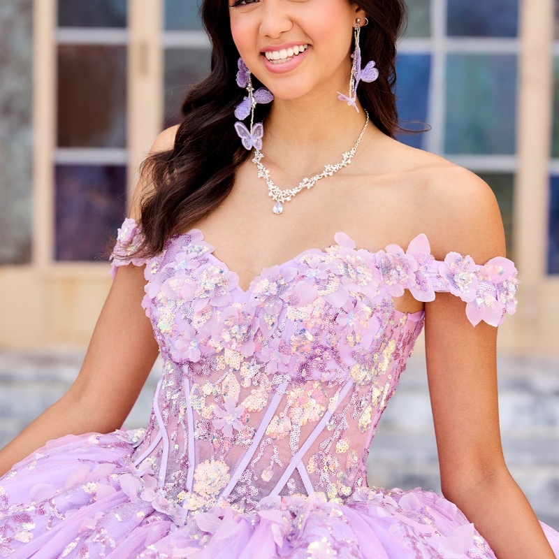 Lilac 15 Quinceanera Dresses Applique Lace Beads Tull Sweetheart Off The Shoulder Evening Dresses Puffy Party Dress Ball Gown