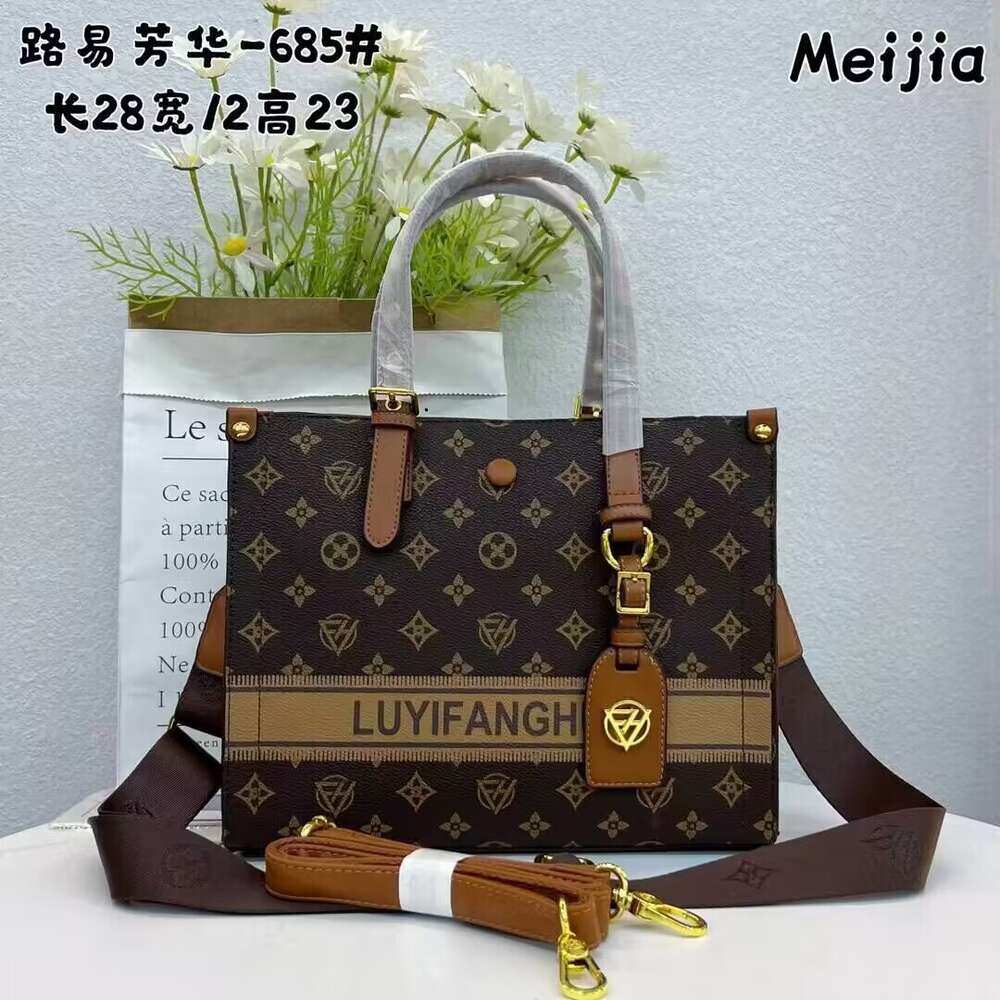 Nuevo bolso de mano de gran capacidad de Fanghua, bolso de mano para mujer, con un hombro, cruz oblicua, versión coreana, transmisión en vivo 2024, 78% de descuento en tienda al por mayor