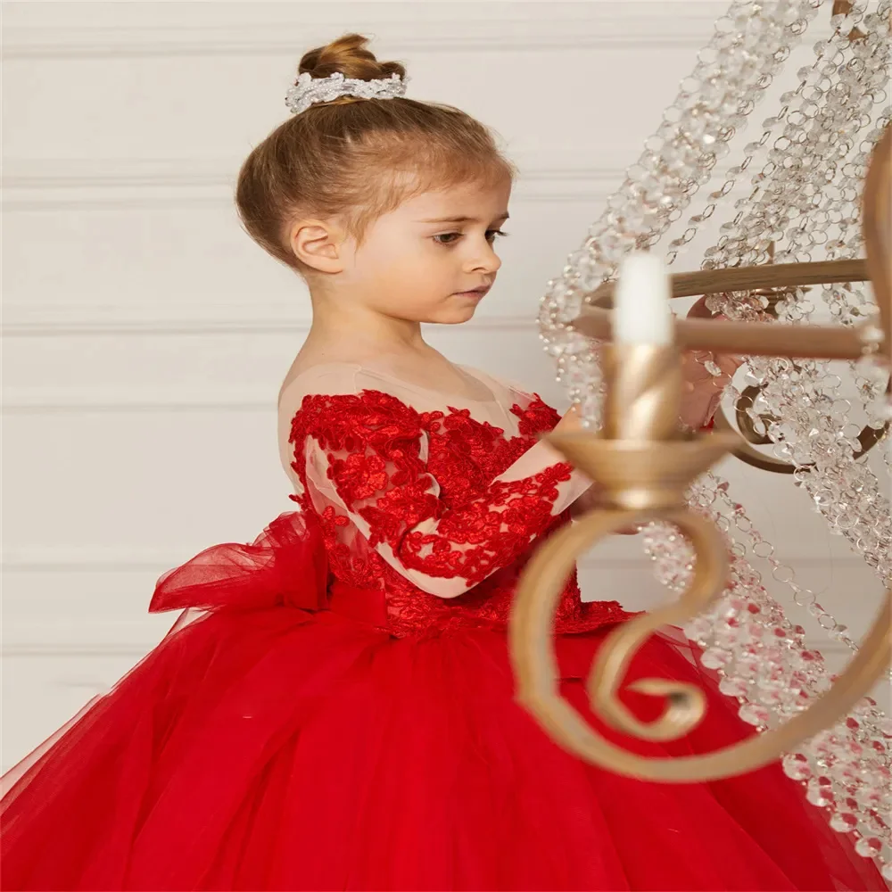 Vintage Flower Girl Dresses Sheer Neck Long Sleeves Tiered Tulle Ball Gowns For Little Girls For Wedding Appliced ​​Lace Pärlade brudklänningar NF109