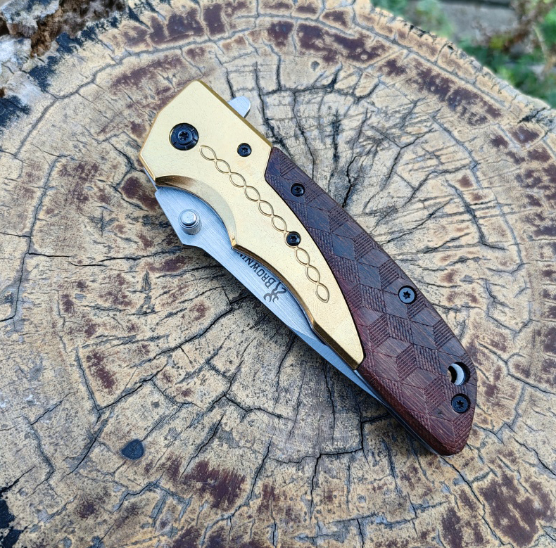 Zakmes Outdoor Draagbare zelfverdediging Outdoor Blade Scherpe en hoge hardheid Survival Fabrikant wordt geleverd met multifunctioneel gebruik