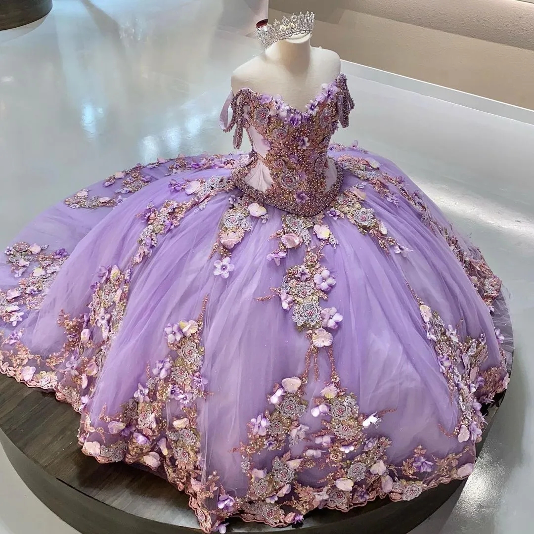 Light Purple Quinceanera Dresses with Applique Luxury Corst Sweet 16 Dress vestidos de 15 anos Prom Gowns for Women Sweep Train