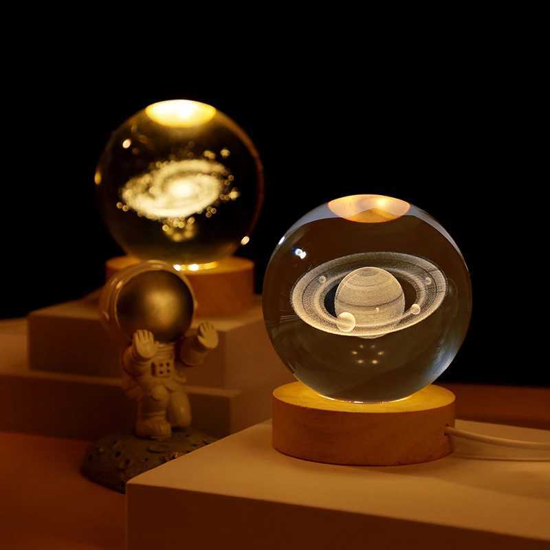 Veilleuses 3D boule de cristal veilleuse système solaire thème cosmique LED décoration lumière Base en bois astronomie veilleuses anniversaire YQ240207