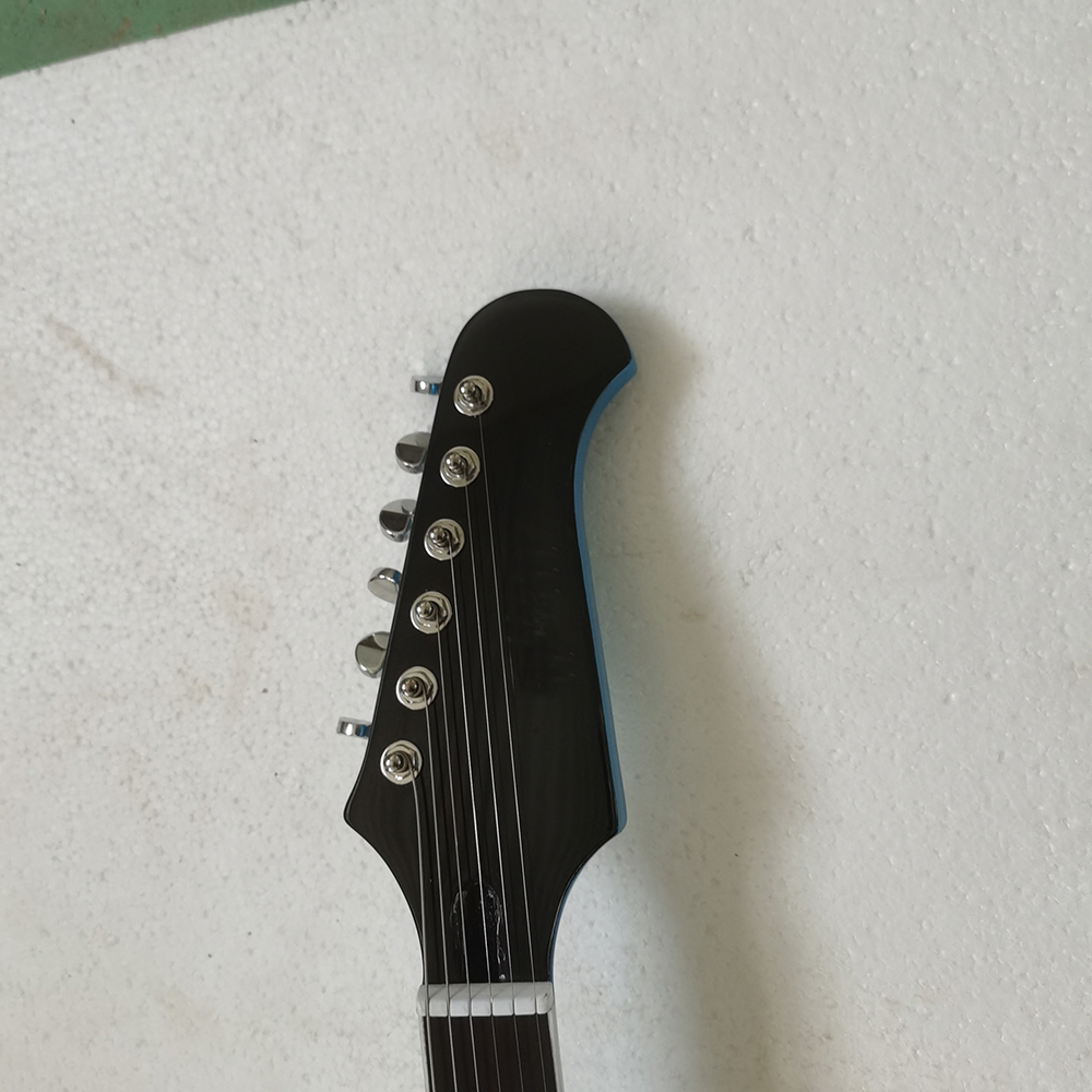 Mavi Gümüş Elektro Gitar, Yarı İhtiyaç Vücut, Vücut Çift Elmas Delikleri, Gül Ağacı Klavye, Çoklu Renk, Stokta