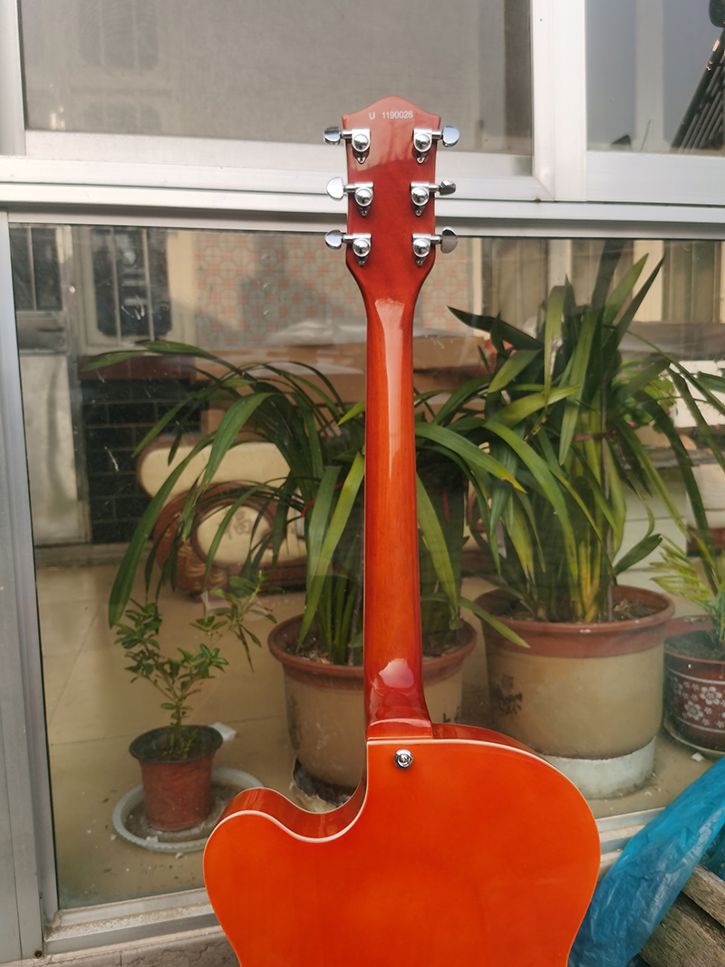 OEM Orange-Red-Red Swiss Flame Maple Top Electric Guitar, corpo de guitarra semi-seguinte, grande ponte vibrato, em estoque,