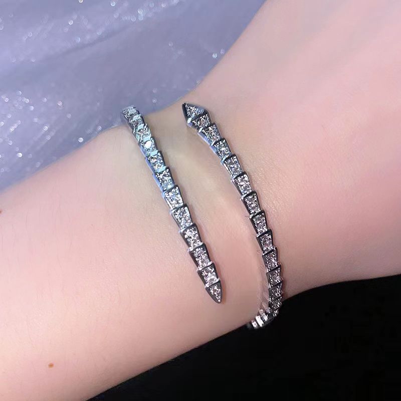 European and American zircon snake shaped opening bracelet with internet celebrity Instagram cool and elegant temperament high-end feeling bracelet niche fashion