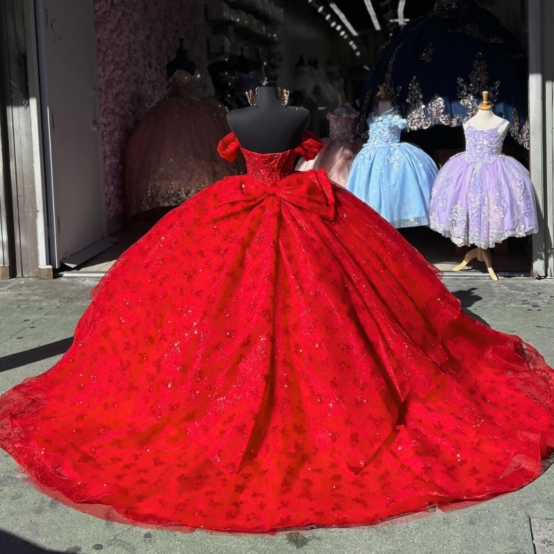 Glitter röd quinceanera klänning från axelbollklänningen spets pärlor kristaller tull söt 16 vestidos de 15 anos