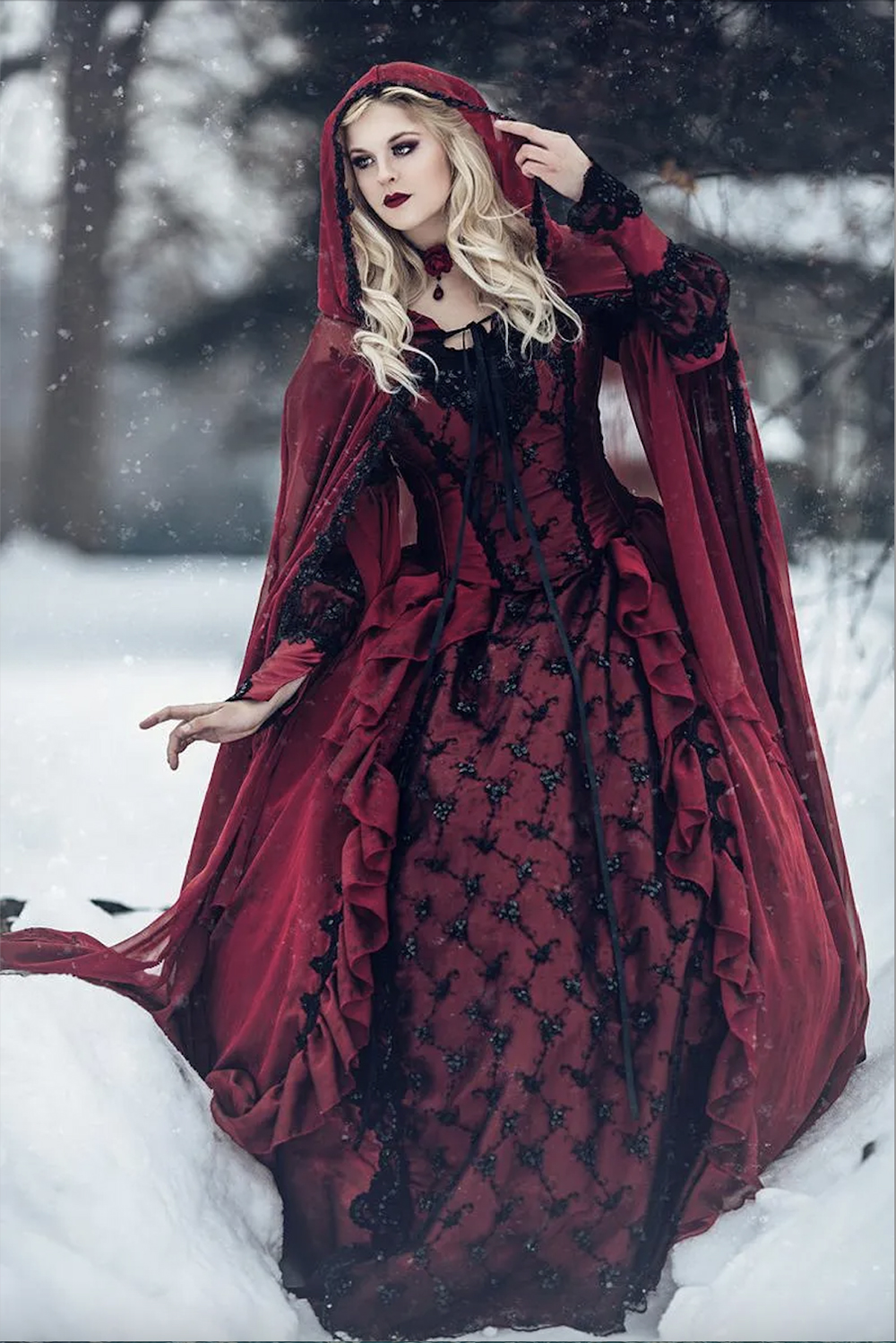 Gothic Winter Medieval Wedding Dresses Red and Black Renaissance Fantasy victorian vampires Country Wedding Dresses With Caped Long Sleeves