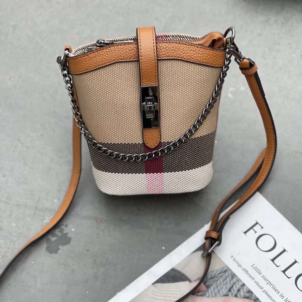 Fashionable Leather Crossbody Small for Women, Trendy 2022 New Cowhide Bucket Mini Phone Bag, Checkered Bag 75% factory direct sales