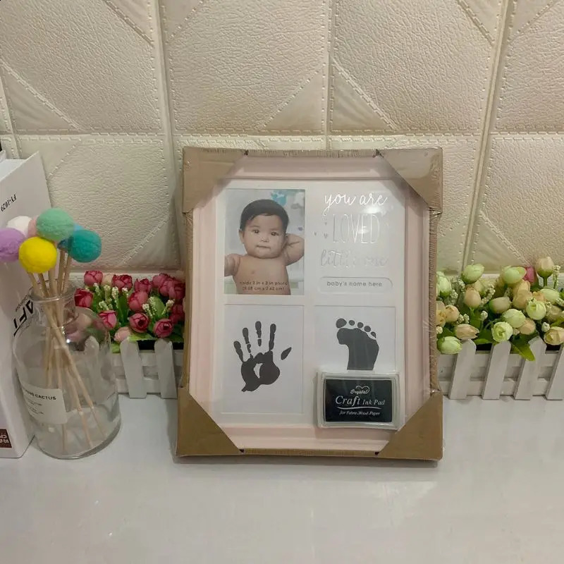 Geboren Hand en Voetafdruk Ornamenten 12 Maanden Po Frame met Ambachtelijke Stempelkussen Woondecoratie Baby Kids Verjaardagscadeau 240125