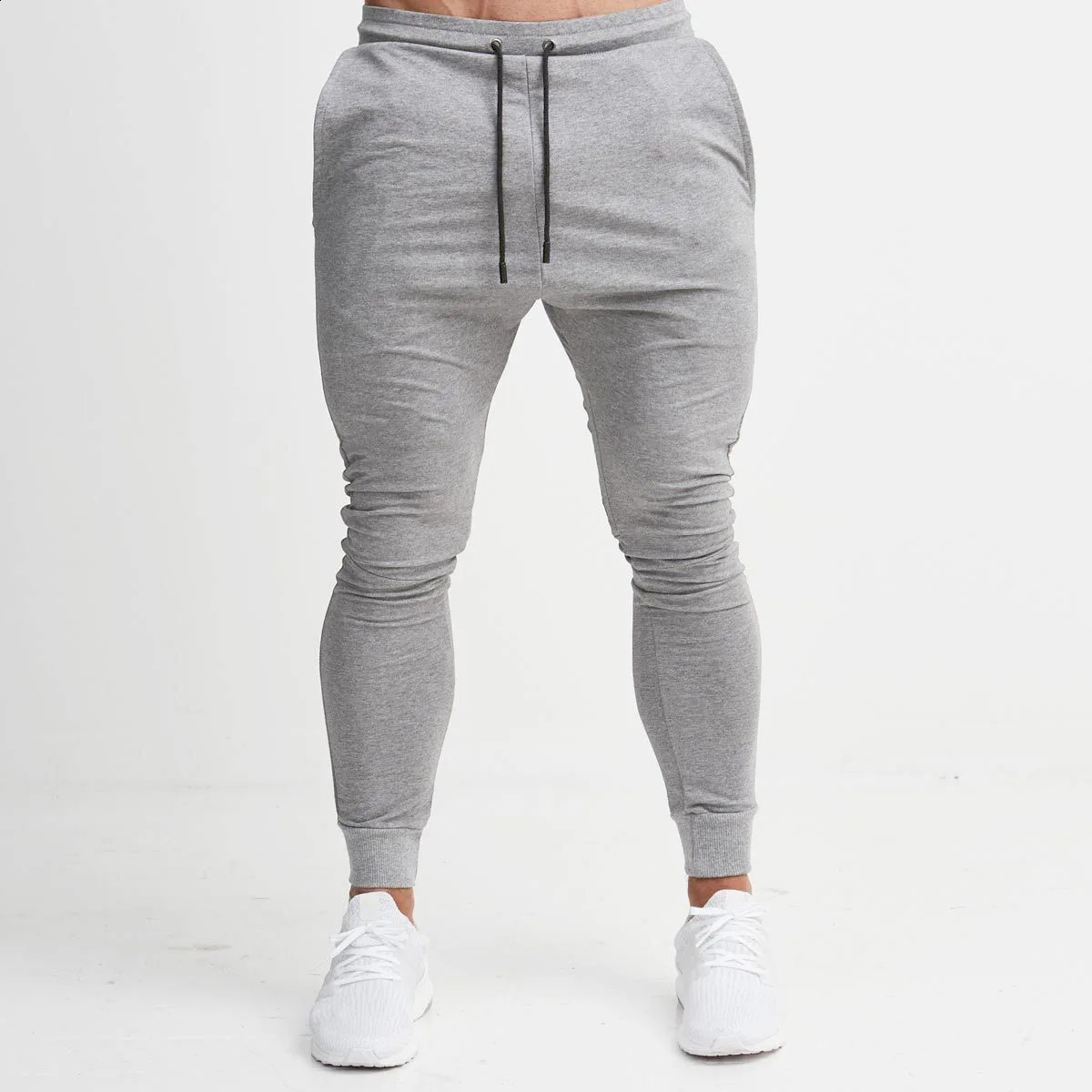 Slim Jogger-Hose für Herren, schmal zulaufende sportliche Jogginghose zum Joggen, Laufen, Training, Fitnessstudio, Workout 240119