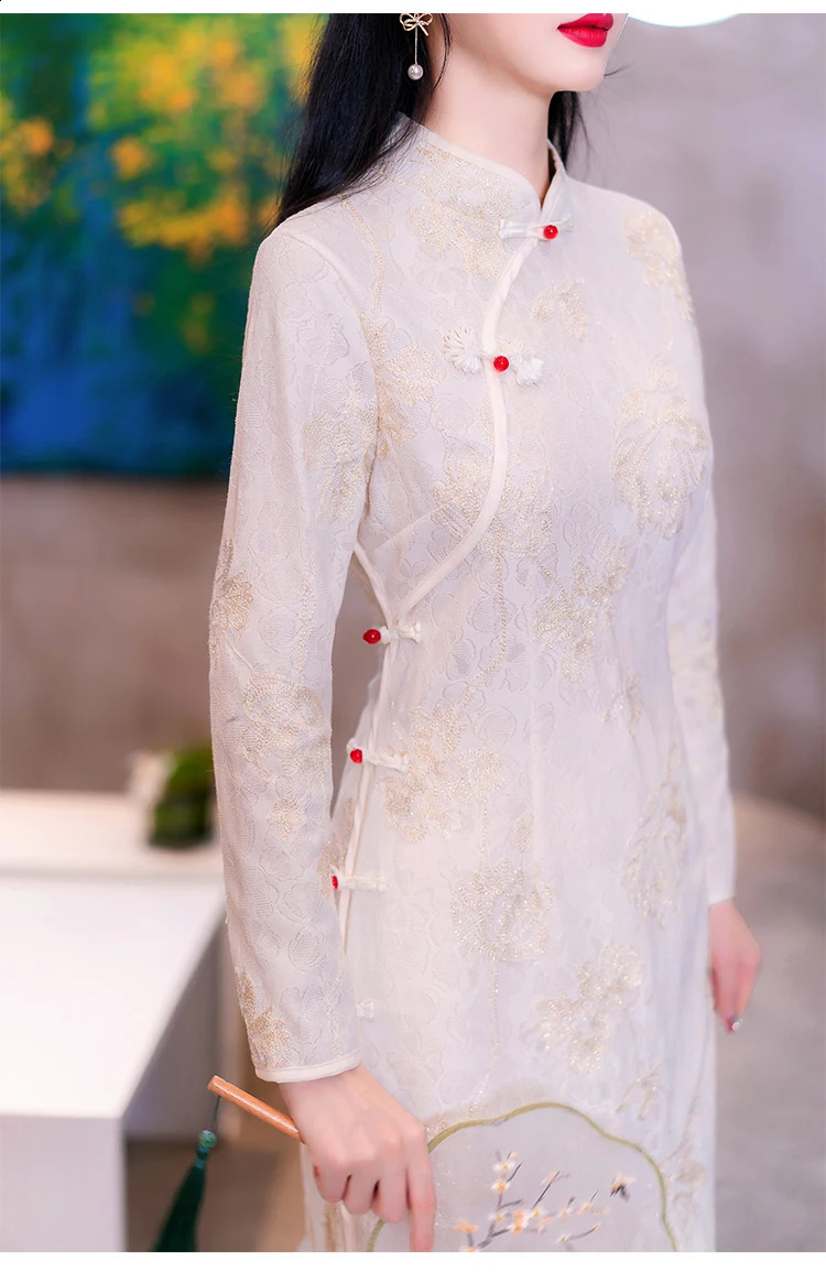 Cheongsam tradizionale cinese di alta qualità Abito Qipao a maniche lunghe migliorato da donna elegante e carino di buona qualità Abbigliamento moderno 240131