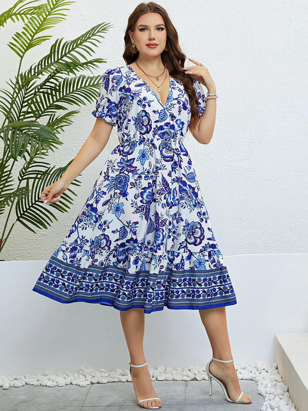 Plus Size Women Flower Print Vneck Aline Dresses Elegant Ruffle Kort ärmar Party Robe Casual Lady Large Tyg 240202