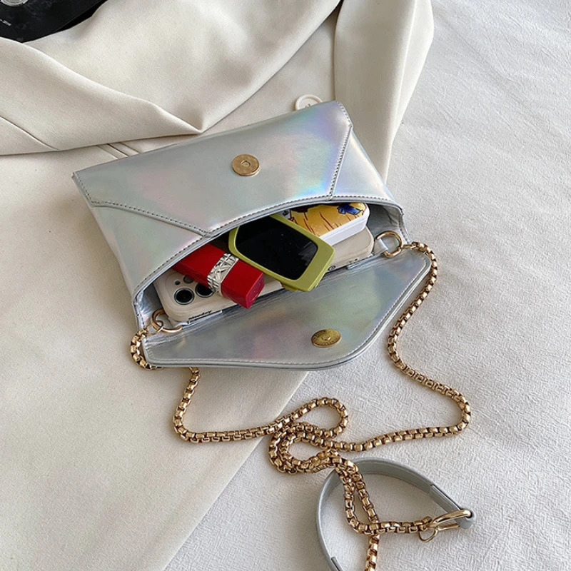 Women's Evening Shoulder Bag Leather Clutch Purse Wedding Party Prom Wedding Envelope Handbag Silver Crossbody with Chain 240118