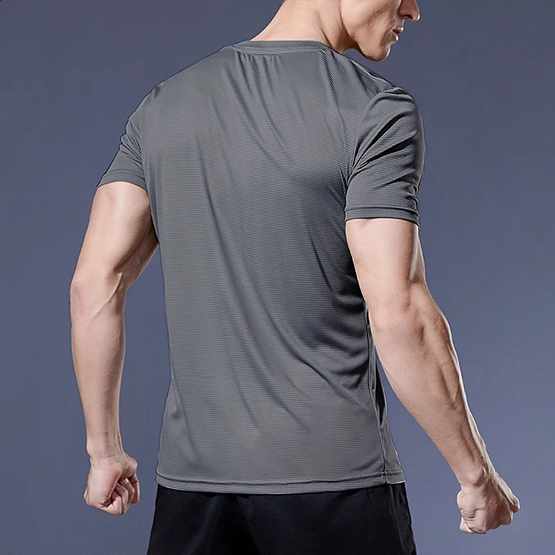 Running Shirts Soccer Shirts Men's Jersey Sportswear Men's Running T-Shirts Quick Dry Compression Sport T-Shirts Fitness Gym 240117