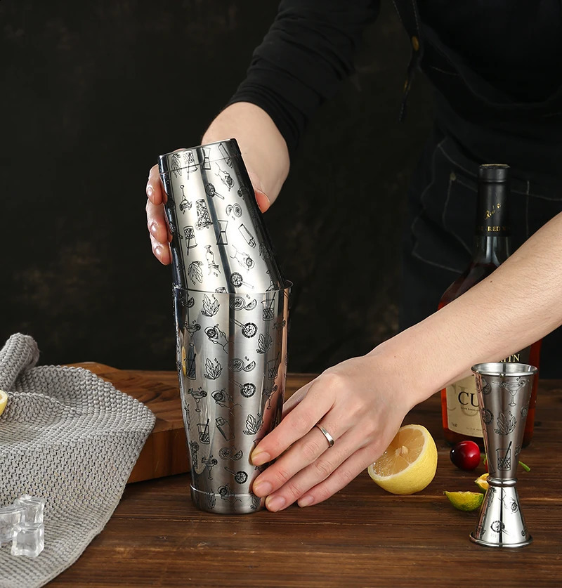 Boston Cocktail Shaker avec motif de gravure, ensemble de 2 pièces, en étain, 800ml, 500ml, 240130
